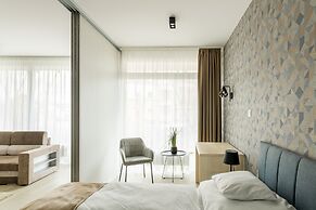 Párizs Garden Apartments