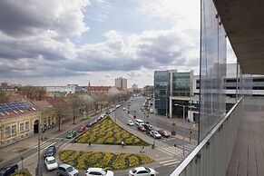 Párizs Garden Apartments