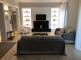 The Elegant Summer House