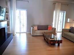 The Elegant Summer House