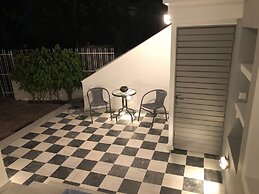 The Elegant Summer House