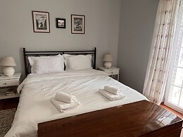 The Elegant Summer House