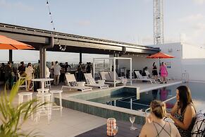 Holiday Inn Express & Suites Sunshine Coast by IHG