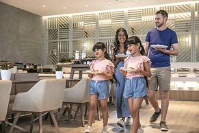 Holiday Inn Express & Suites Sunshine Coast by IHG