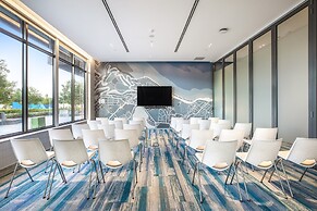 Holiday Inn Express & Suites Sunshine Coast by IHG