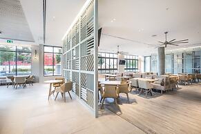 Holiday Inn Express & Suites Sunshine Coast by IHG