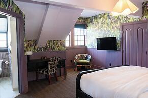 Hotel Thaxter