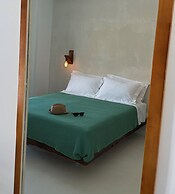 Rustic Hill Private Pool Suites