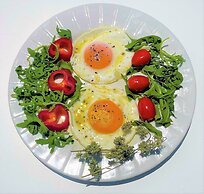 Rustic Hill Private Pool Suites