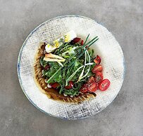 Rustic Hill Private Pool Suites