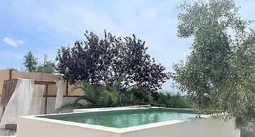 Rustic Hill Private Pool Rooms
