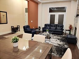 Dazzling Home Next to Beach & Go Station