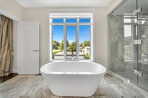 Dazzling Home Next to Beach & Go Station