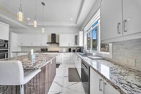 Dazzling Home Next to Beach & Go Station