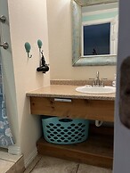 Candlelight Cottages by the Beach