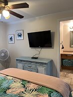 Candlelight Cottages by the Beach