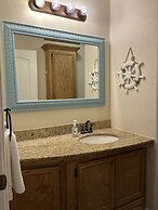 Candlelight Cottages by the Beach