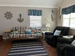 Candlelight Cottages by the Beach