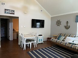 Candlelight Cottages by the Beach