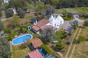 La Casa Sulla Roccia Trulli Pool