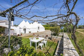 La Casa Sulla Roccia Trulli Pool