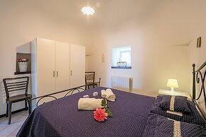 La Casa Sulla Roccia Trulli Pool