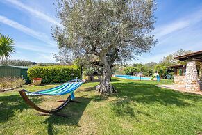 La Casa Sulla Roccia Trulli Pool