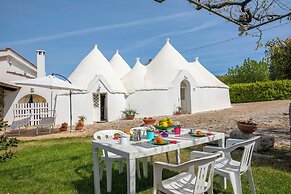 La Casa Sulla Roccia Trulli Pool