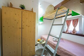 La Casa Sulla Roccia Trulli Pool