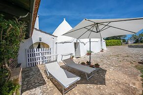 La Casa Sulla Roccia Trulli Pool