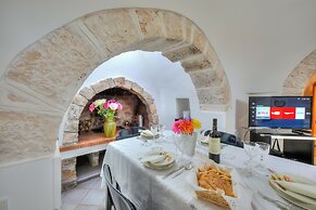 La Casa Sulla Roccia Trulli Pool