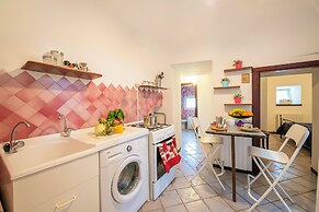 La Casa Sulla Roccia Trulli Pool