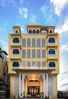 The Chronicles - Near the Lake Pichola Udaipur