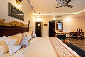 The Chronicles - Near the Lake Pichola Udaipur