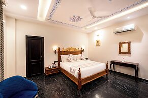 The Chronicles - Near the Lake Pichola Udaipur