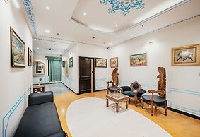 The Chronicles - Near the Lake Pichola Udaipur