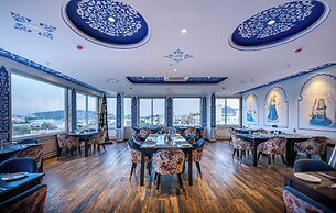 The Chronicles - Near the Lake Pichola Udaipur