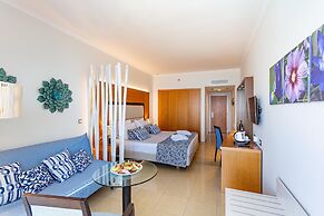 Lindos Bay Suites