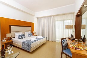 Lindos Bay Suites
