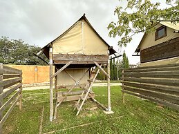 Camping Rural Montori