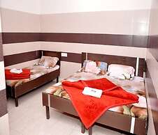 Goroomgo Asha Guest House Amritsar