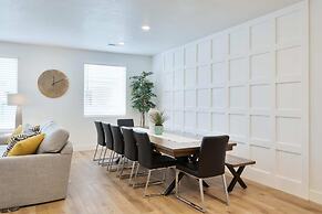 Desert Color Lake House by RedAwning