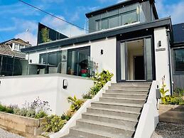 Captivating 5-bed House in Porthleven