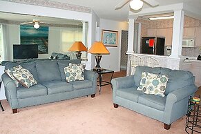 Golf Resort Condo 604M at Brunswick Plantation Close to Beach in Calab