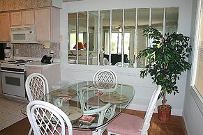 Golf Resort Condo 604M at Brunswick Plantation Close to Beach in Calab