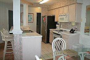 Golf Resort Condo 604M at Brunswick Plantation Close to Beach in Calab