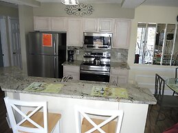 507m 1 Bedroom Condo by RedAwning