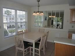 3009m 1 Bedroom Condo by Redawning