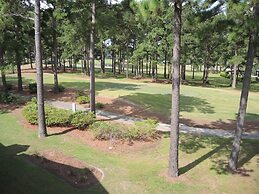 3009m 1 Bedroom Condo by Redawning