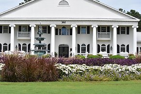 Brunswick Plantation Resort Golf Villa 2503 Nearby Calabash Seafood by